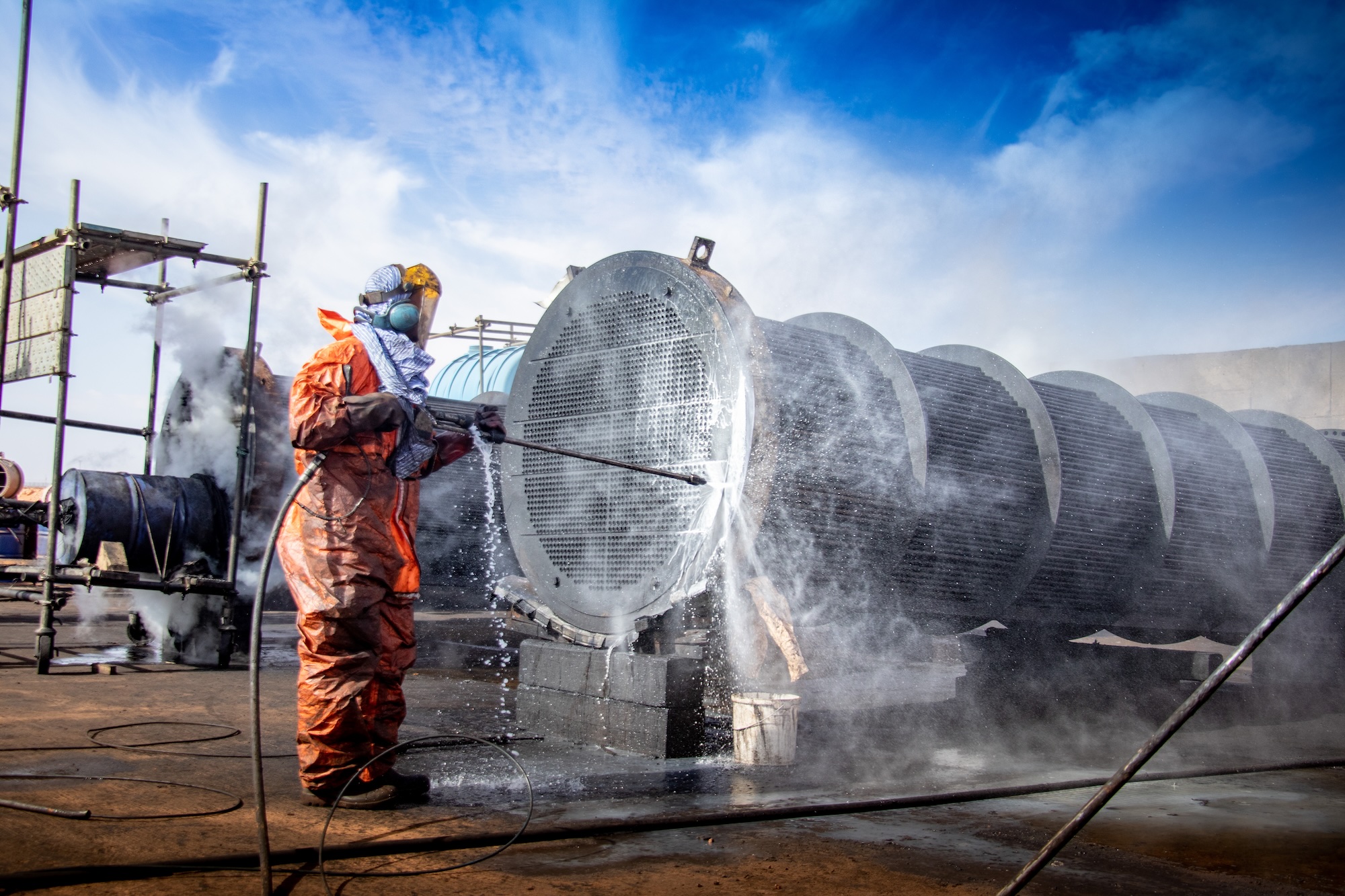 High-pressure hose in use